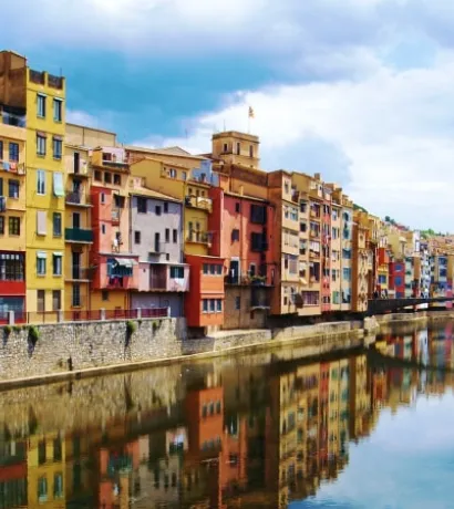 Day Trip to Girona by Trains